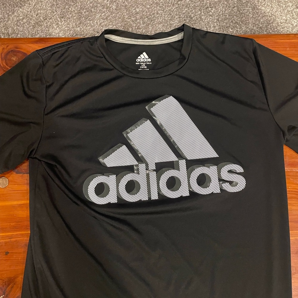 Adidas Black Short Sleeve Tee with Iconic Logo